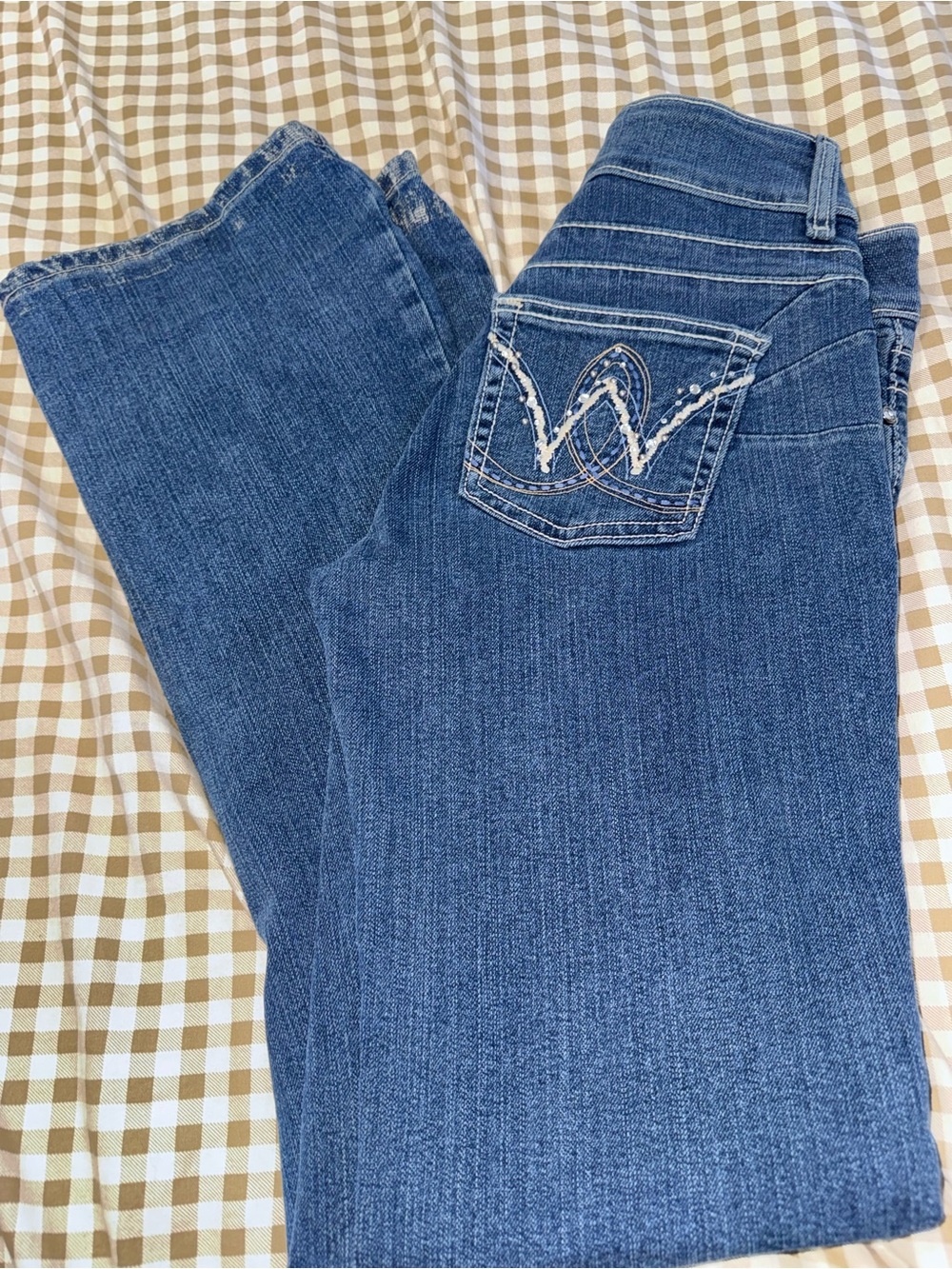 Wrangler Women's Mid Blue Bootcut Jeans with Embroidered Pocket